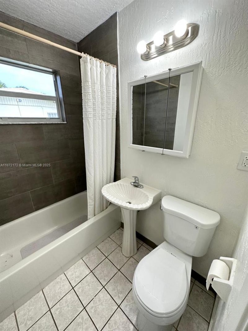 1344 9th St, West Palm Beach, FL 33401 Photo