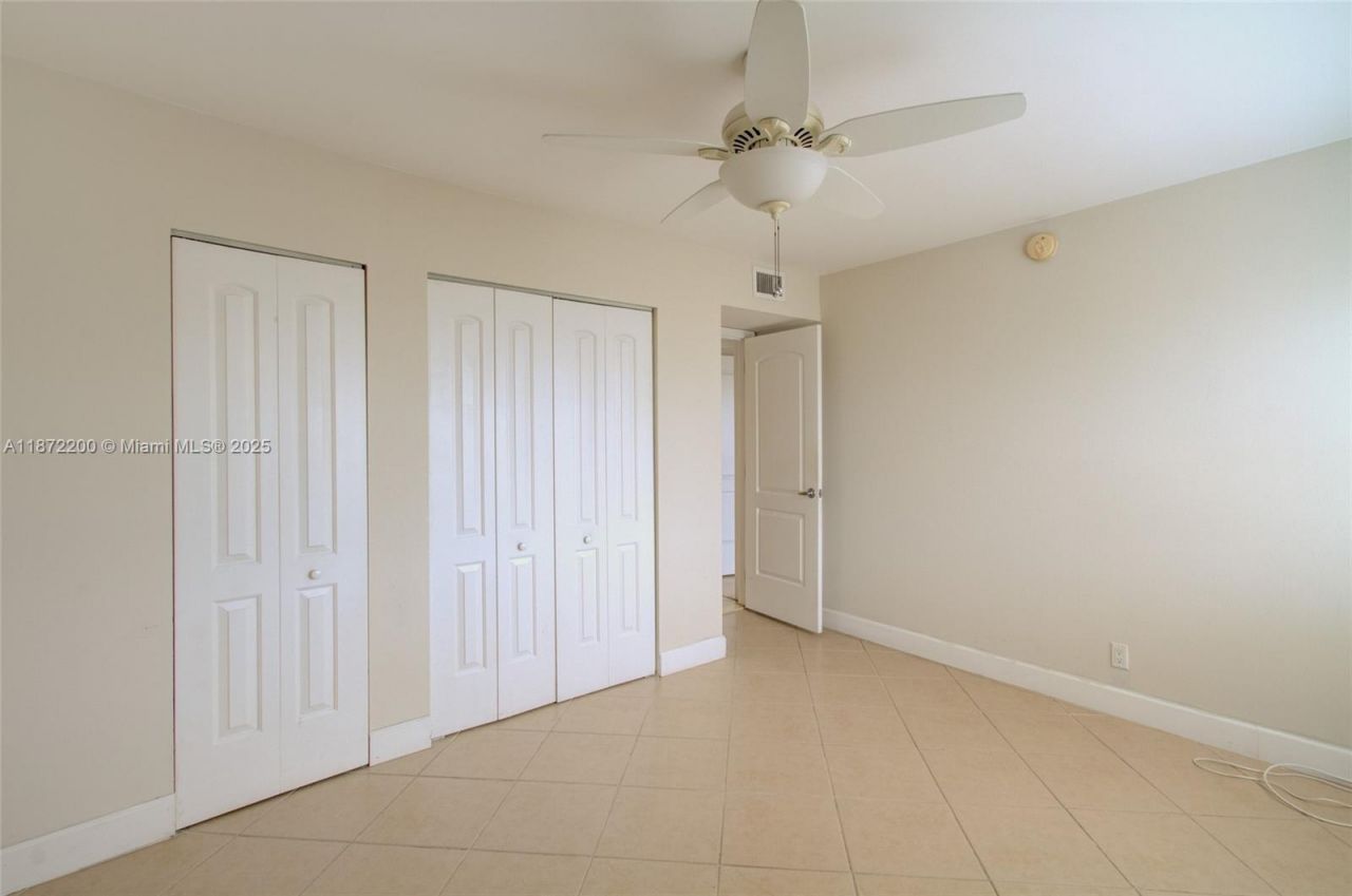 401 Golden Isles Dr, Unit 702, Hallandale Beach, FL 33009 Photo
