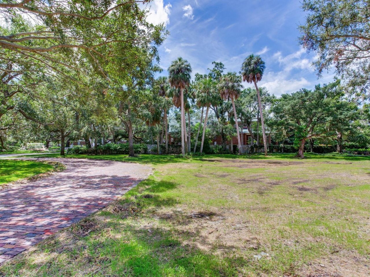 5001 S Shore Crest Circle, Tampa, FL 33609 Photo