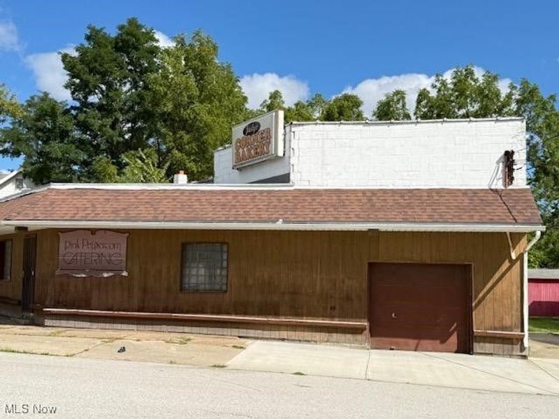 501 Lake Avenue, Elyria, OH 44035 Photo 3