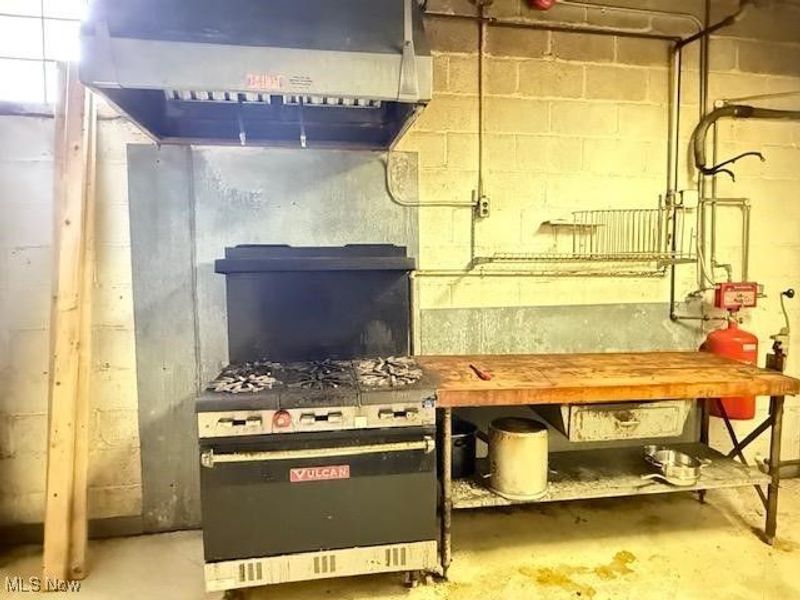 501 Lake Avenue, Elyria, OH 44035 Photo 7