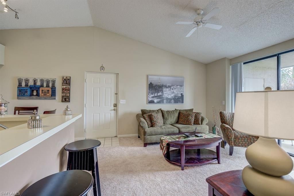 13545 Eagle Ridge Dr, Unit 827, Fort Myers, FL 33912 Photo