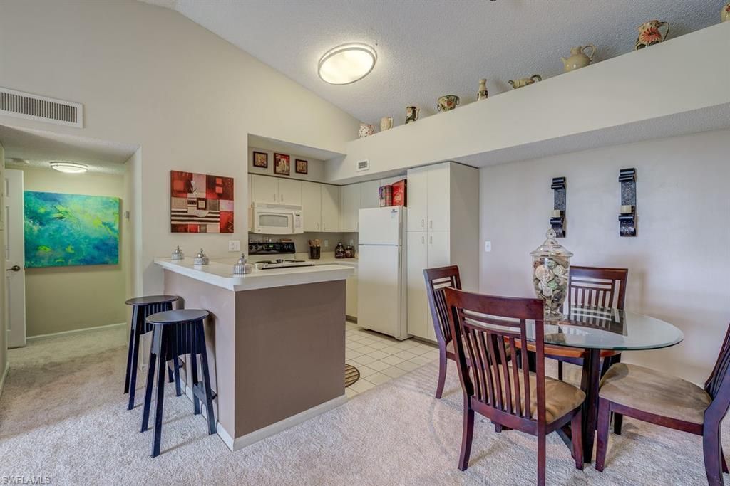 13545 Eagle Ridge Dr, Unit 827, Fort Myers, FL 33912 Photo