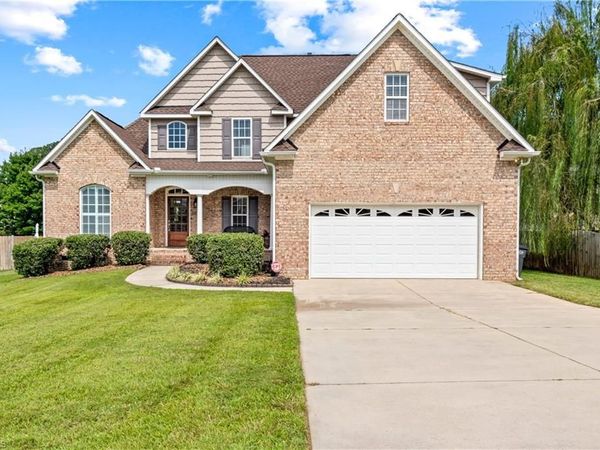 5220 Vineleaf Court, Clemmons, NC 27012