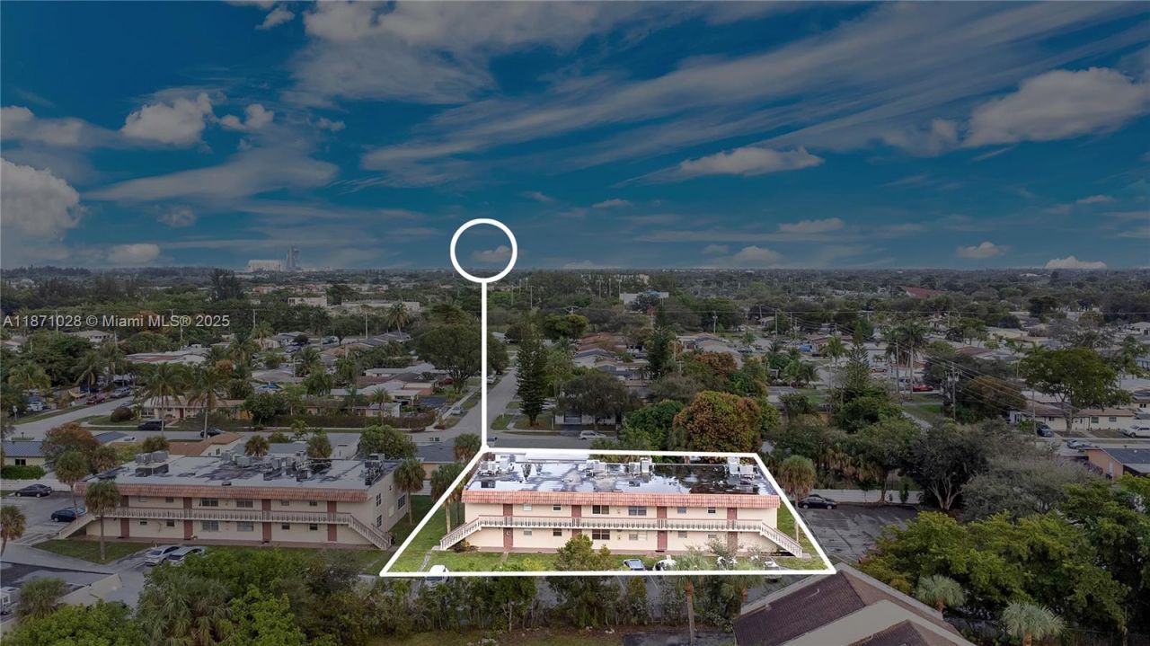 3777 NW 78th Ave, Unit 15G, Davie, FL 33024 Photo