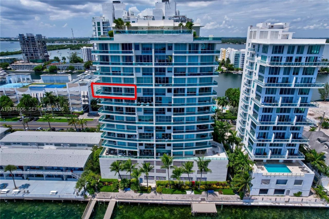 7935 East Dr, Unit 1104, North Bay Village, FL 33141 Photo
