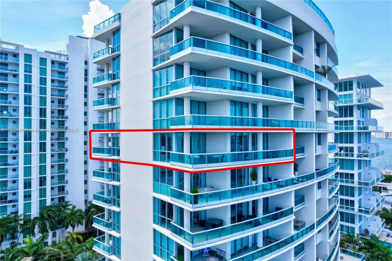 7935 East Dr, Unit 1104, North Bay Village, FL 33141 Photo