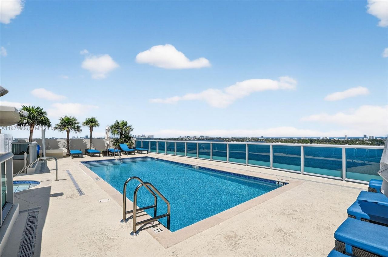 7935 East Dr, Unit 1104, North Bay Village, FL 33141 Photo