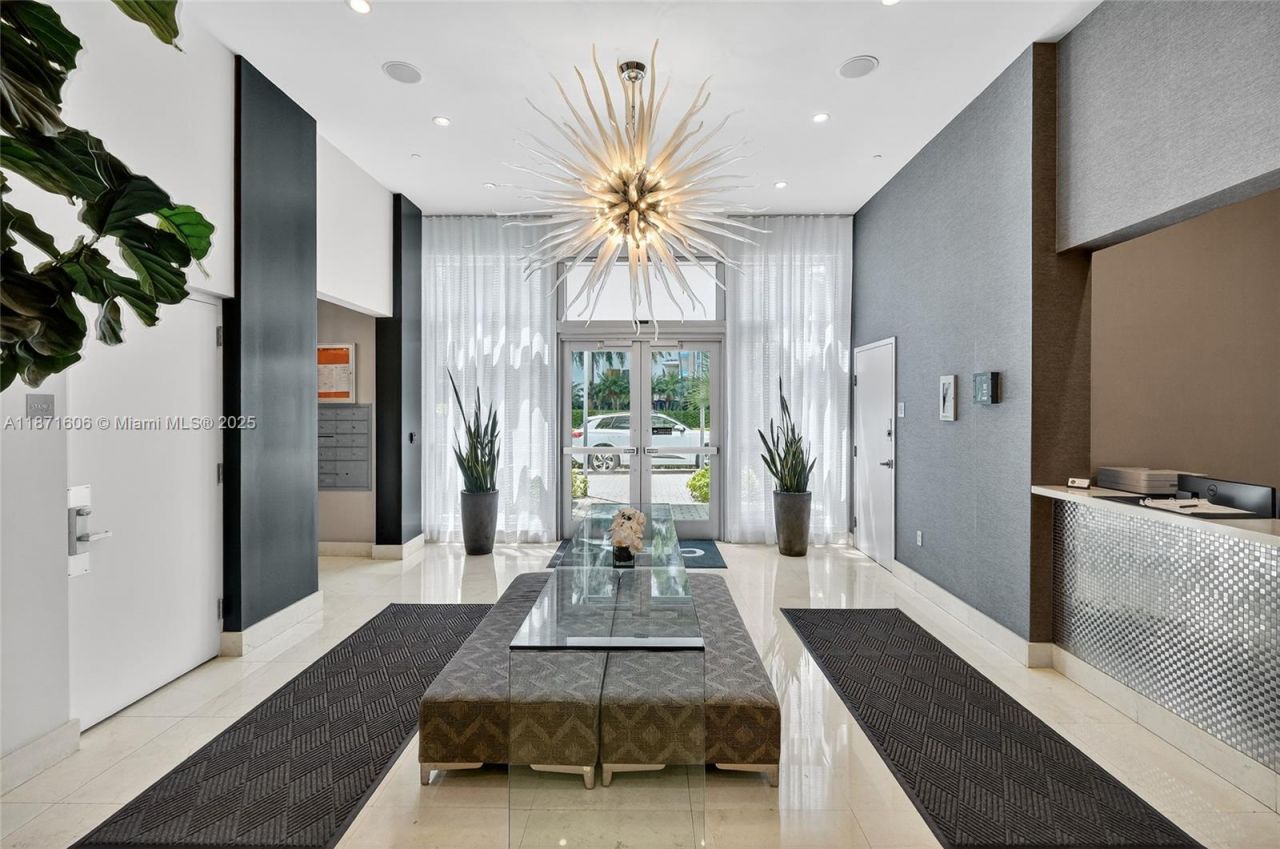 7935 East Dr, Unit 1104, North Bay Village, FL 33141 Photo