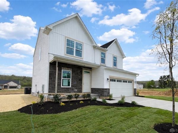 807 Countryside Avenue, Trenton, OH 45067