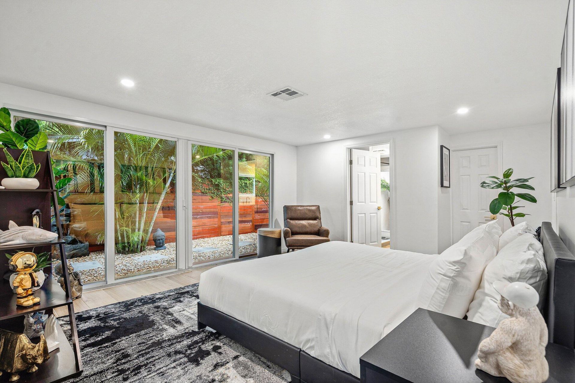 2041 NE 30th Street, Fort Lauderdale, FL 33306 Photo