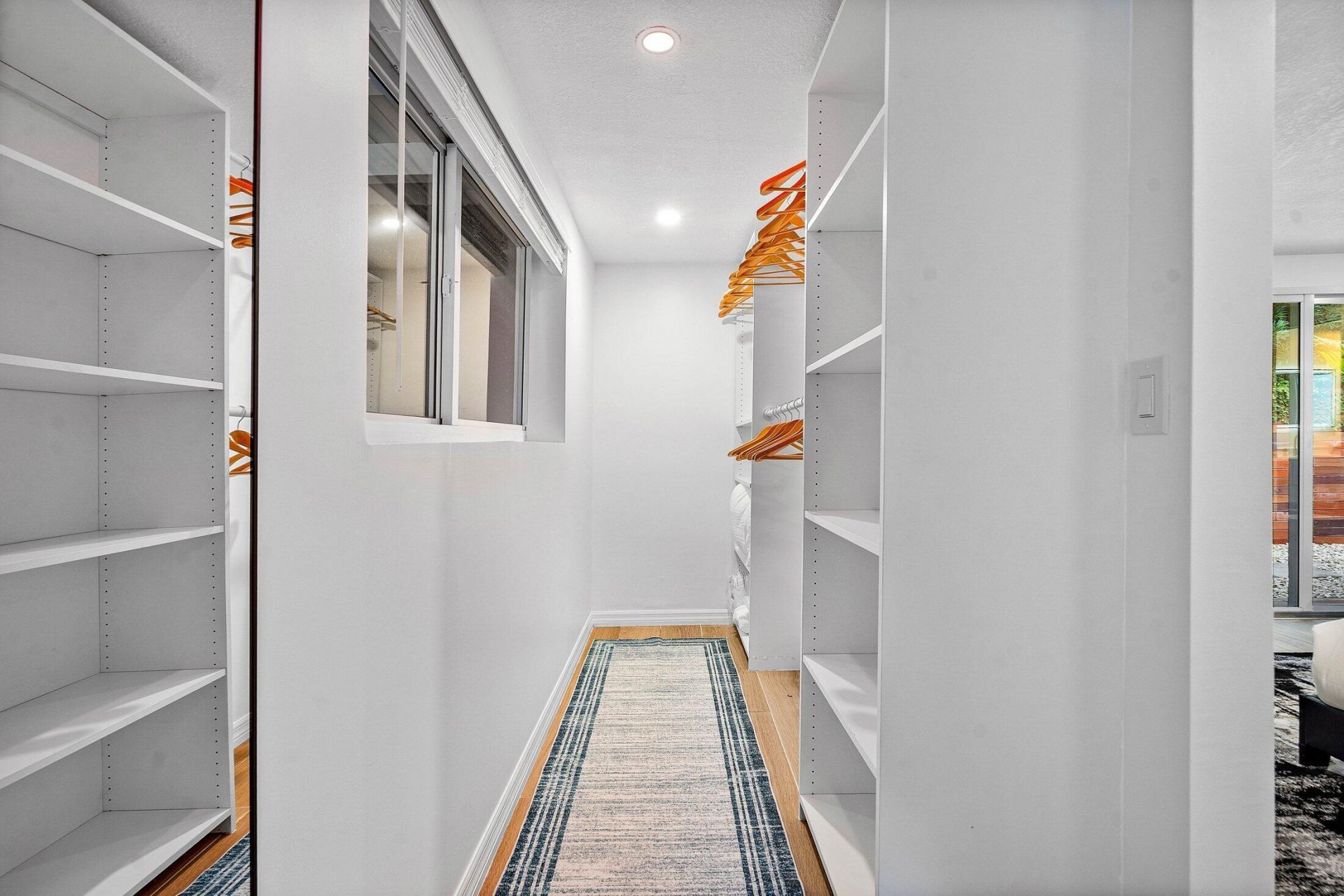 2041 NE 30th Street, Fort Lauderdale, FL 33306 Photo