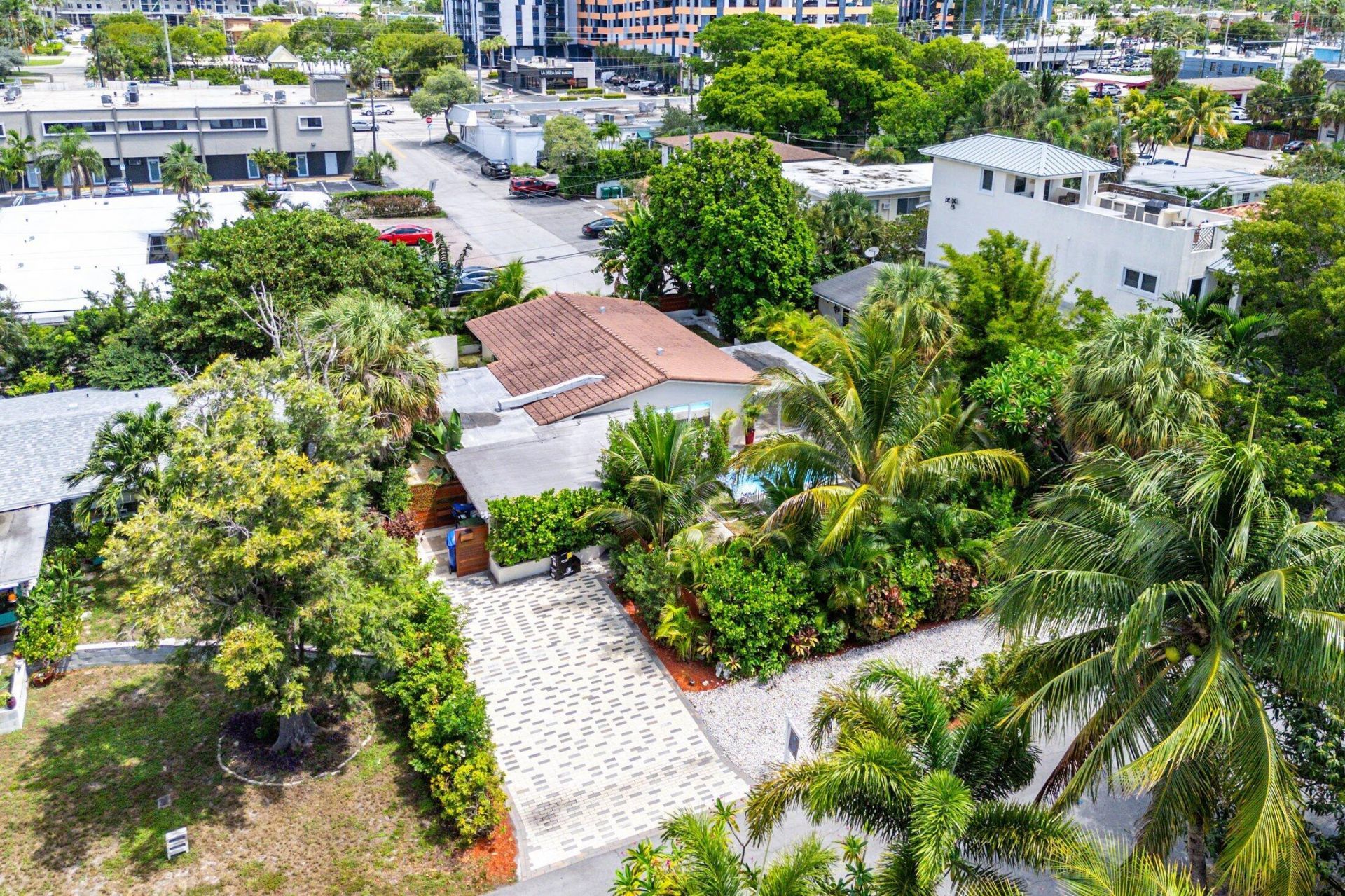 2041 NE 30th Street, Fort Lauderdale, FL 33306 Photo