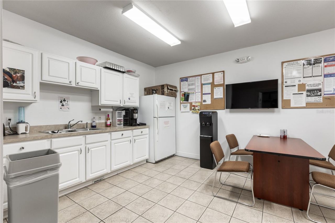 3205 SW 47th Avenue, Gainesville, FL 32608 Photo