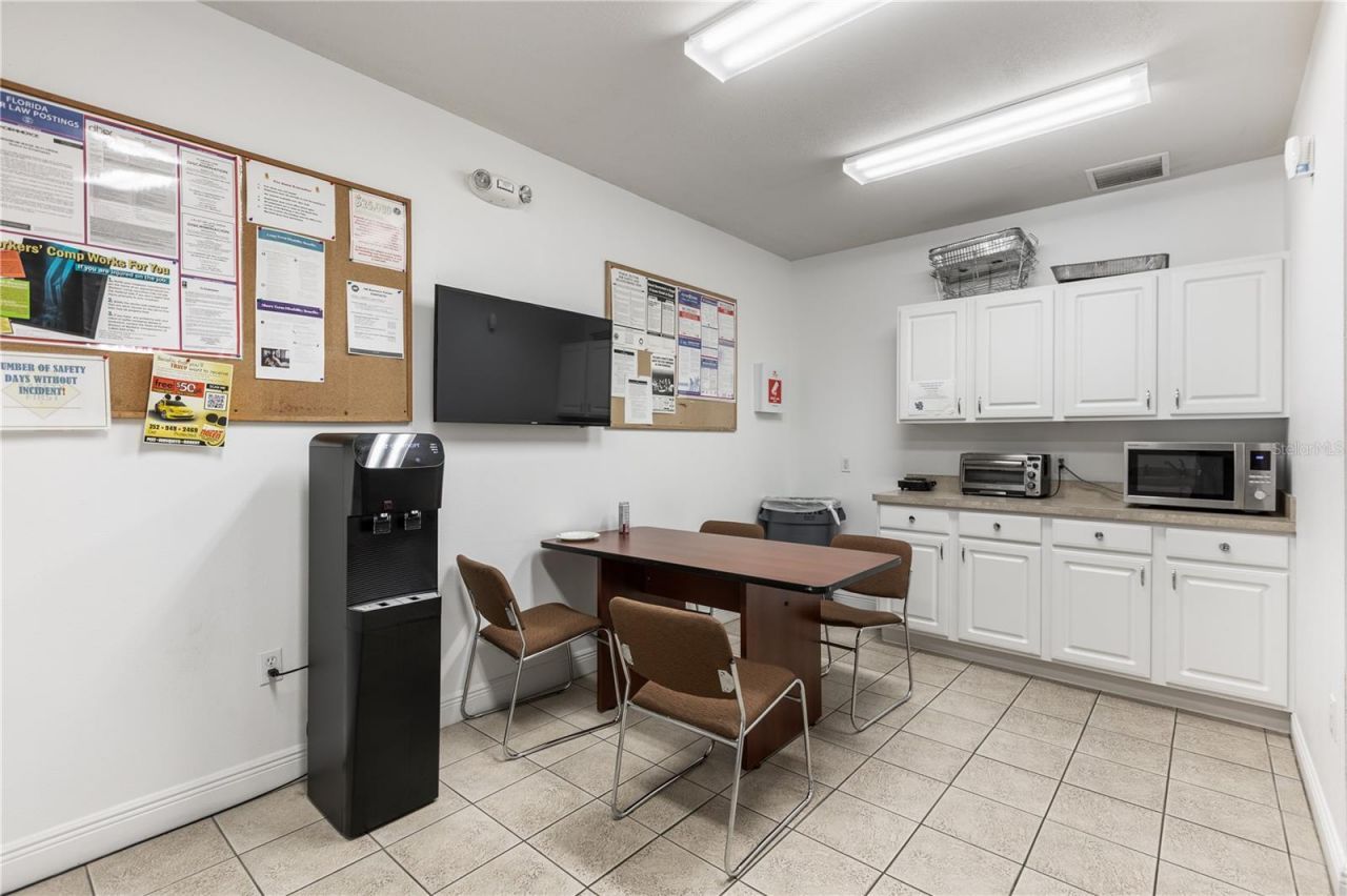 3205 SW 47th Avenue, Gainesville, FL 32608 Photo