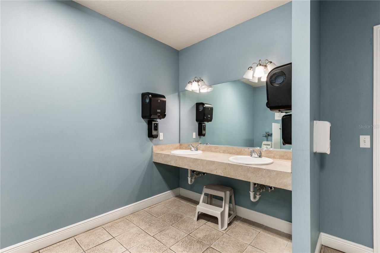 3205 SW 47th Avenue, Gainesville, FL 32608 Photo