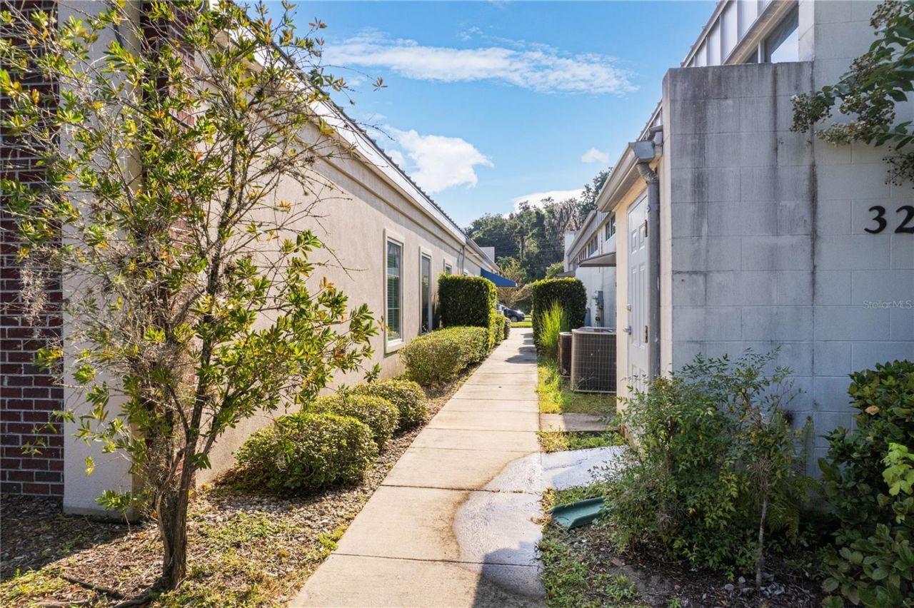 3205 SW 47th Avenue, Gainesville, FL 32608 Photo