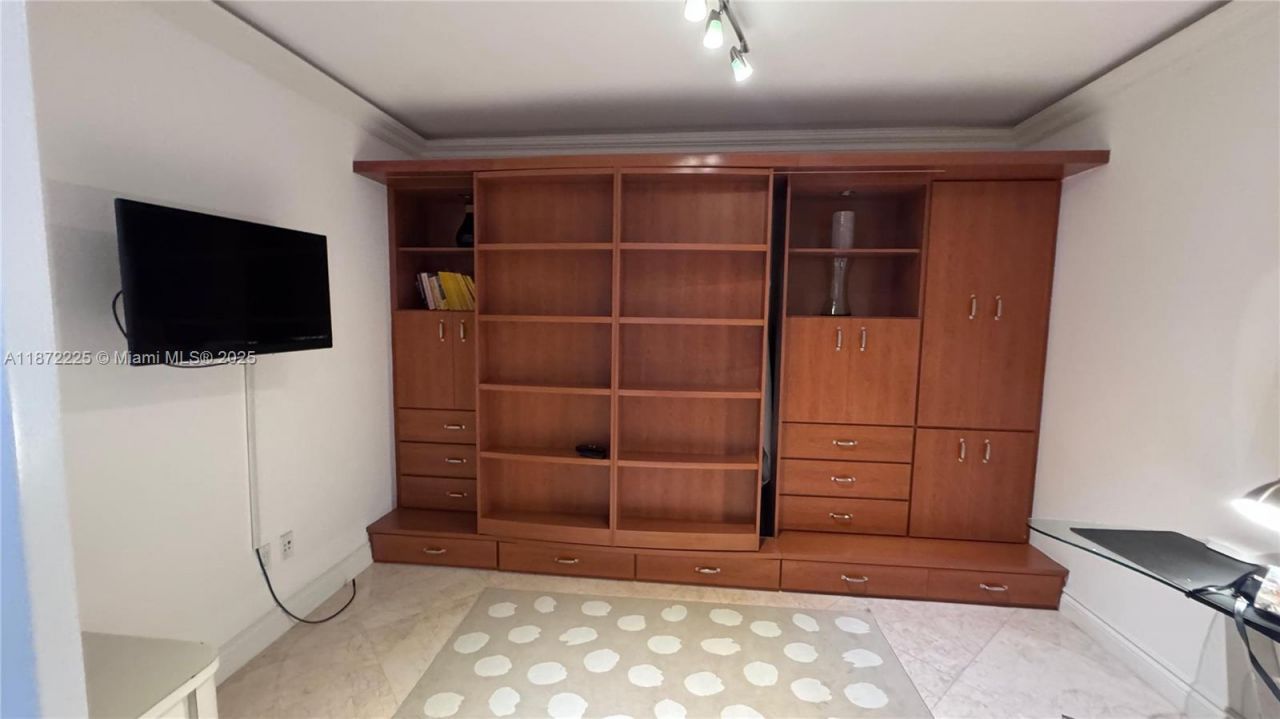 1830 S Ocean Dr (avail April 12 ,2026, Unit 2211, Hallandale Beach, FL 33009 Photo