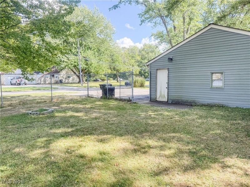 4102 Burkey Road, Austintown, OH 44515 Photo 17