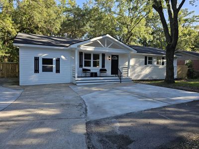 1273 Mathis Ferry Road, Mount Pleasant, SC 29464