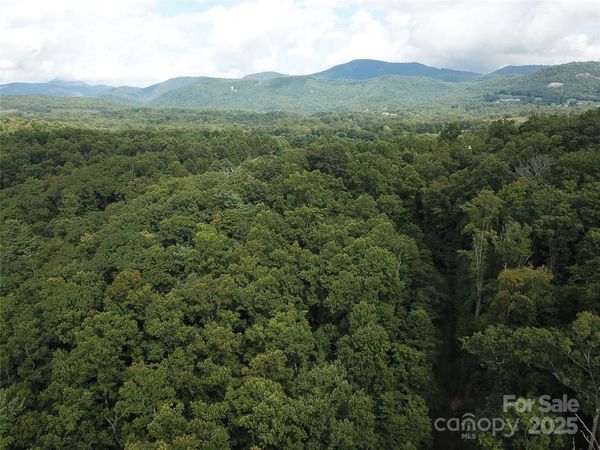 7 Pounding Mill None , Hendersonville, NC 28792