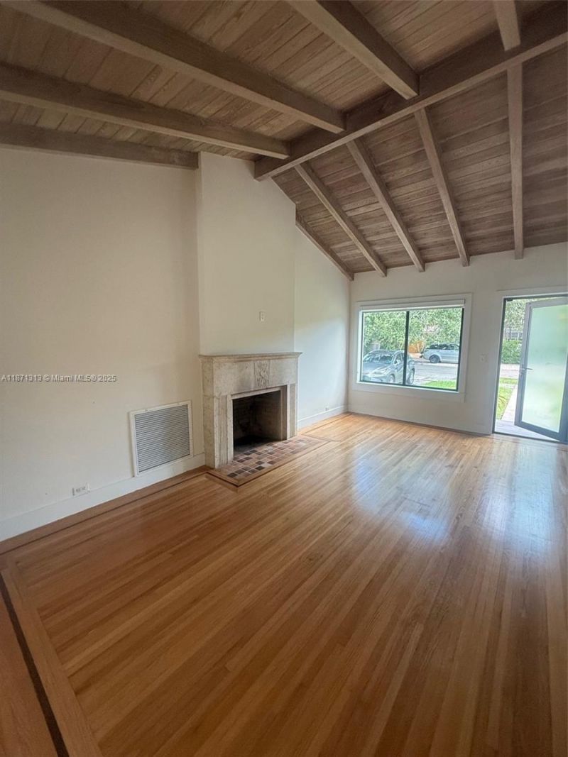 890 NE 72nd Terrace, Miami, FL 33138 Photo