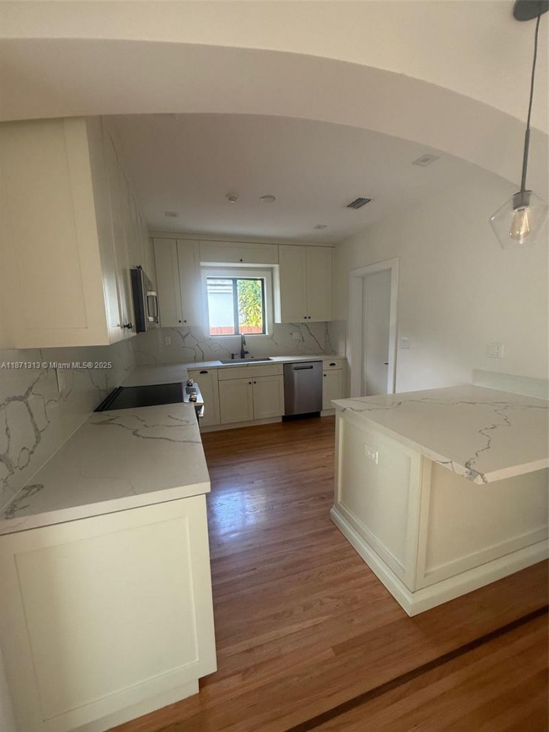 890 NE 72nd Terrace, Miami, FL 33138 Photo