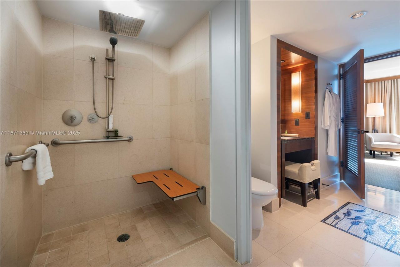 6801 Collins Ave, Unit 418 (deed, Miami Beach, FL 33141 Photo