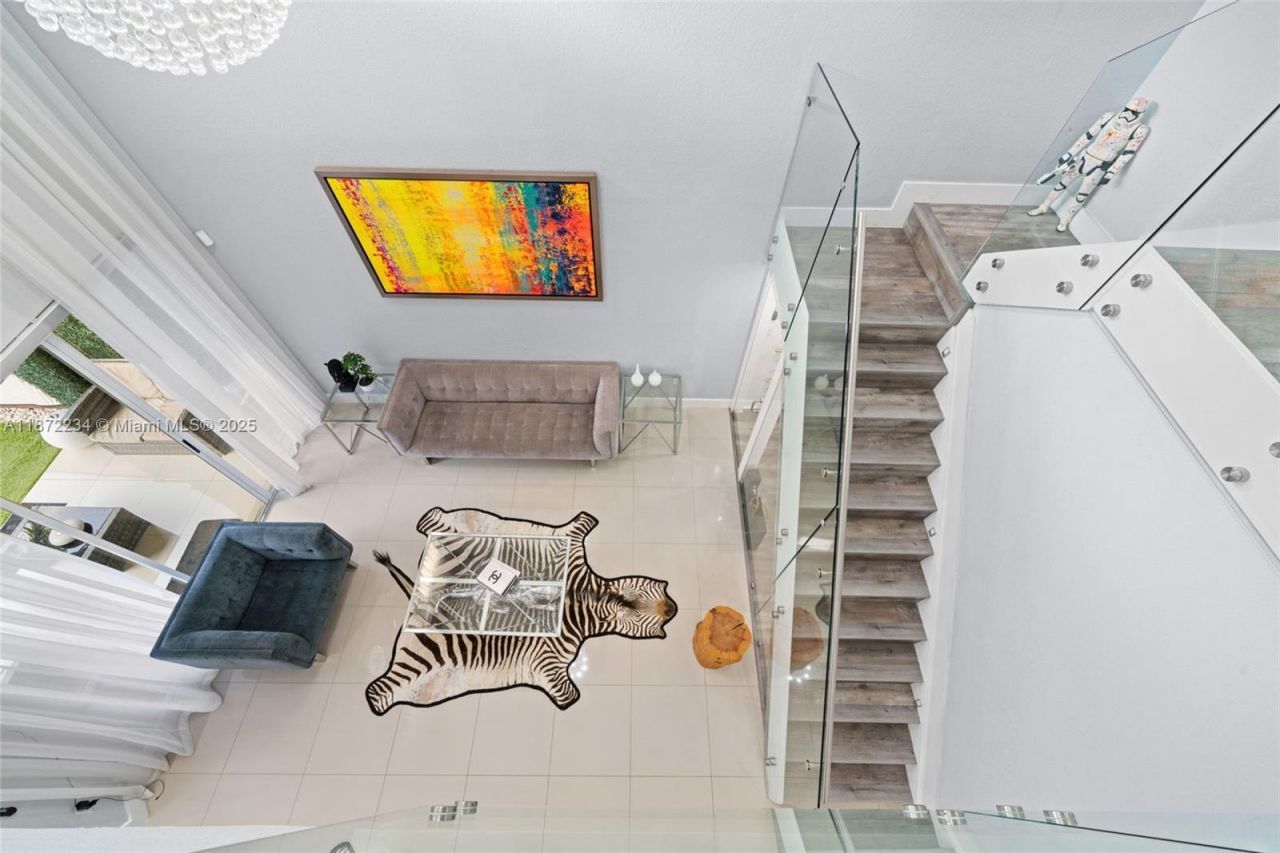 8174 NW 114th Pl, Doral, FL 33178 Photo