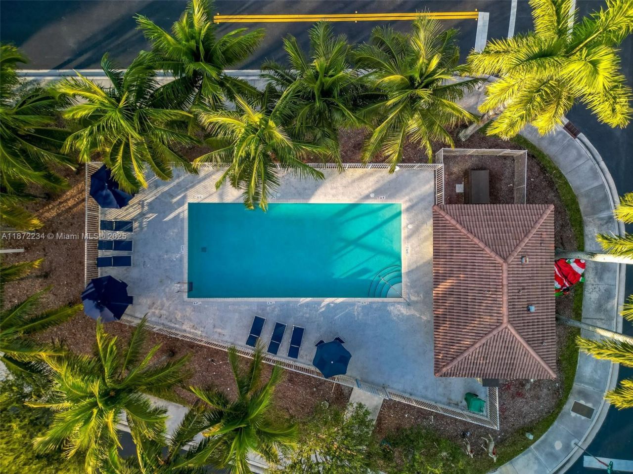 8174 NW 114th Pl, Doral, FL 33178 Photo