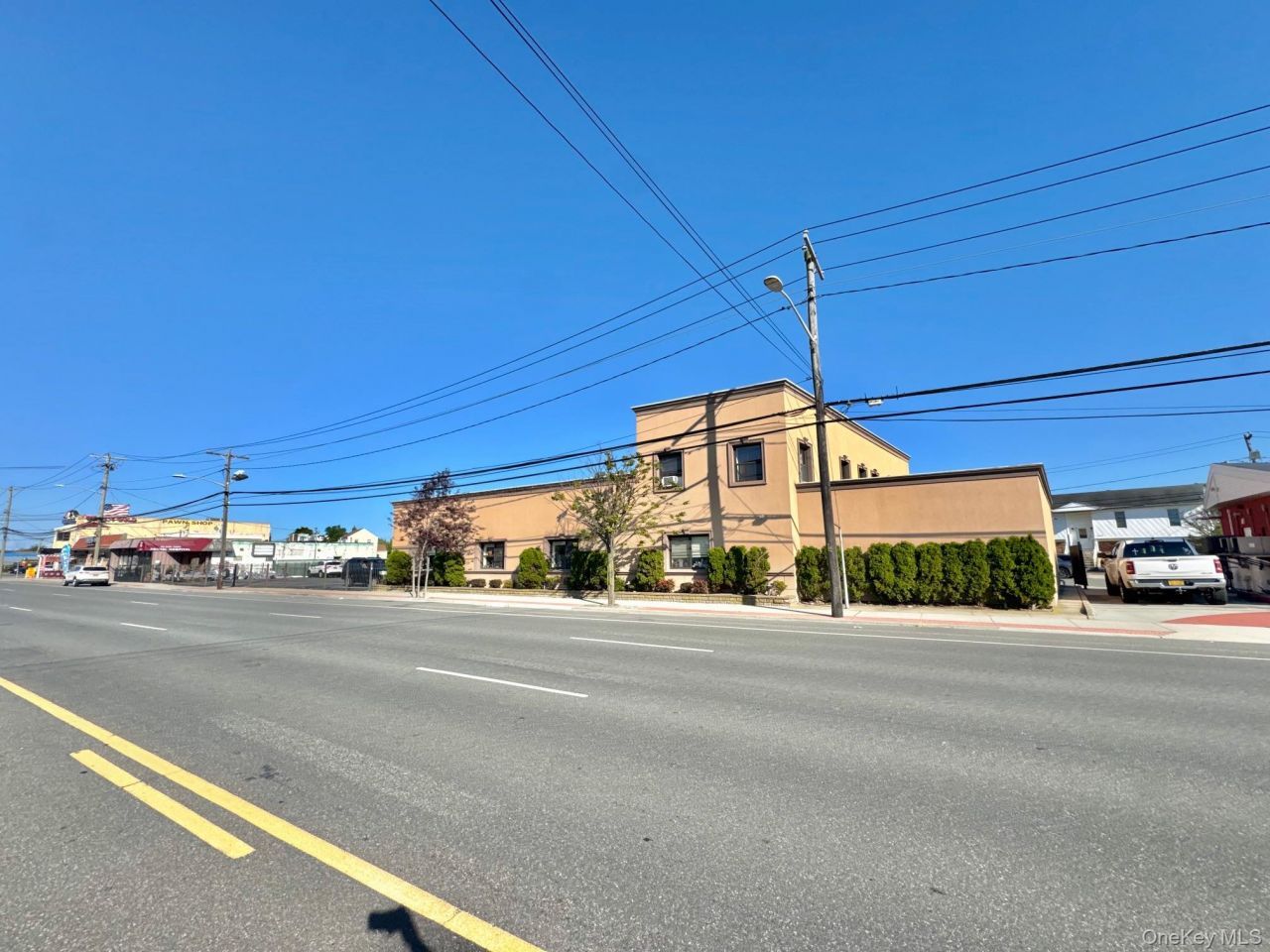 4435 Austin Boulevard, Island Park, NY 11558 Main Photo