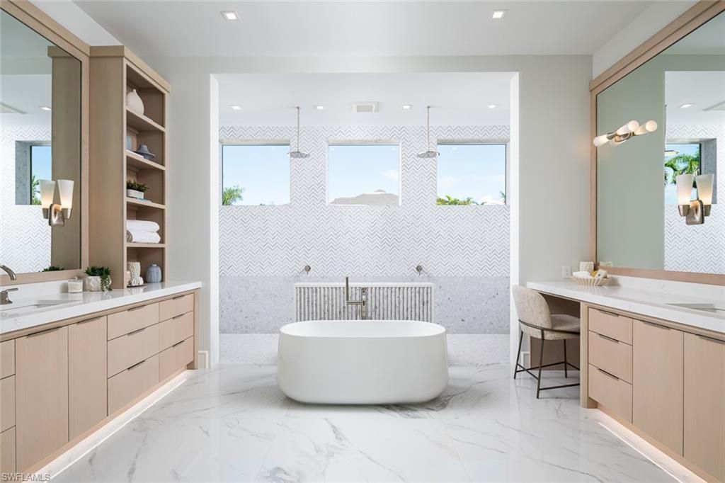 625 21st Ave S, Naples, FL 34102 Photo