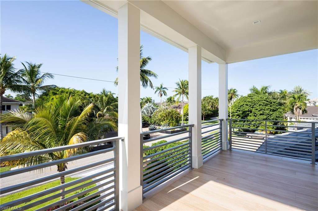 625 21st Ave S, Naples, FL 34102 Photo