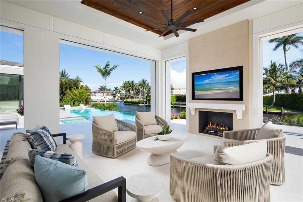 625 21st Ave S, Naples, FL 34102 Photo