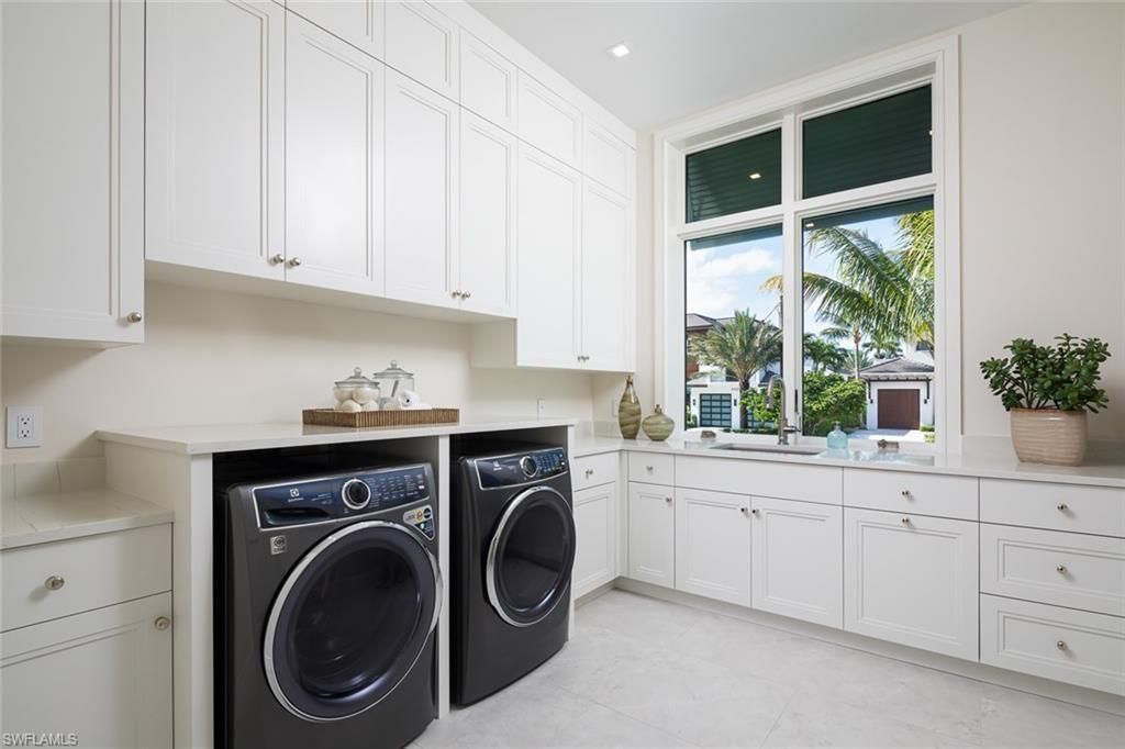 625 21st Ave S, Naples, FL 34102 Photo