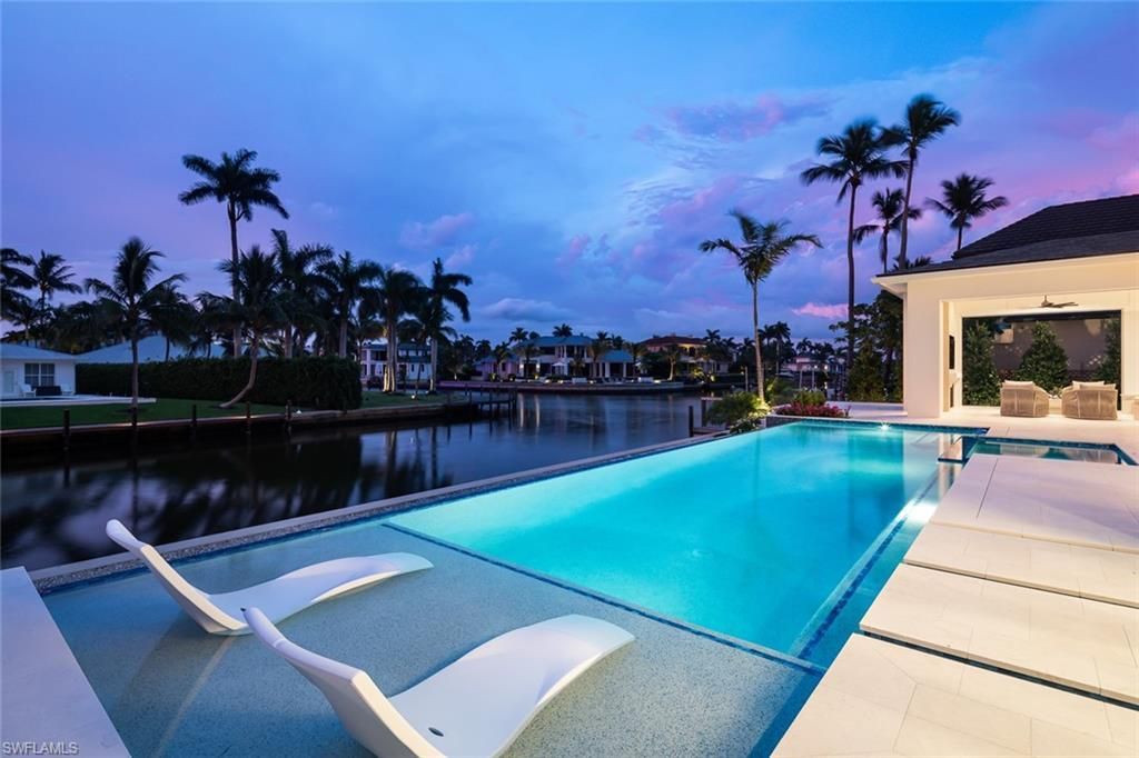 625 21st Ave S, Naples, FL 34102 Photo