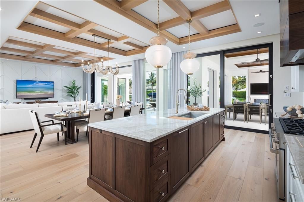 625 21st Ave S, Naples, FL 34102 Photo