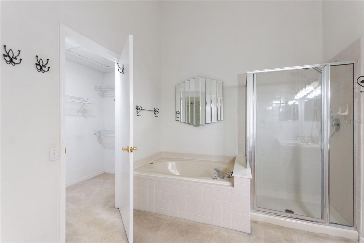 5999 Lake Pointe Drive, Unit 608, Orlando, FL 32822 Photo