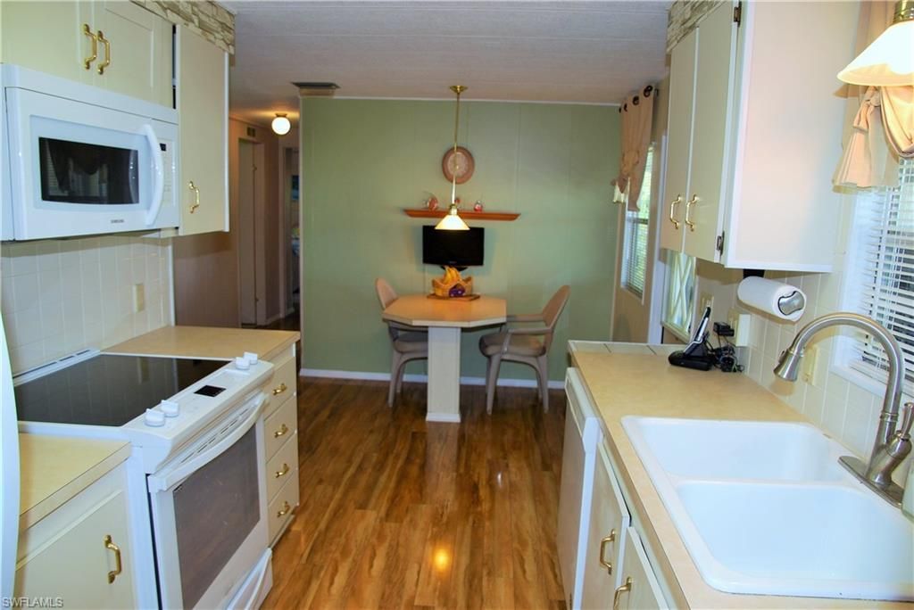 395 Snead Dr, North Fort Myers, FL 33903 Photo