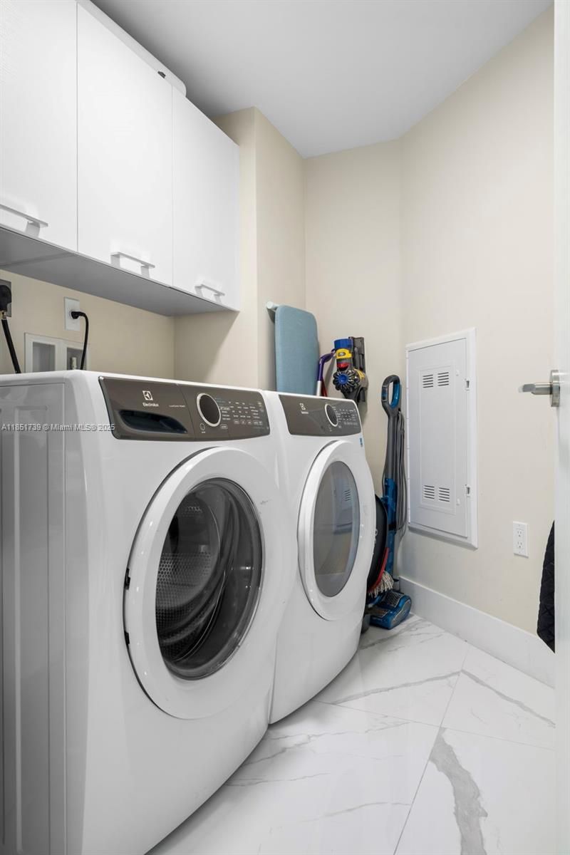 300 Sunny Isles Blvd, Unit 4-902, Sunny Isles Beach, FL 33160 Photo