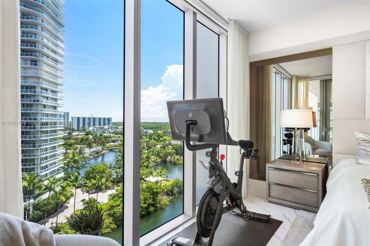 300 Sunny Isles Blvd, Unit 4-902, Sunny Isles Beach, FL 33160 Photo