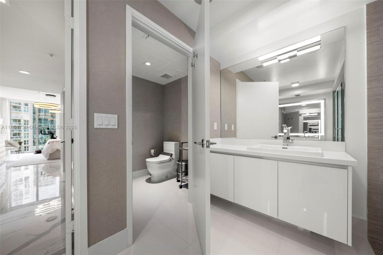 300 Sunny Isles Blvd, Unit 4-902, Sunny Isles Beach, FL 33160 Photo