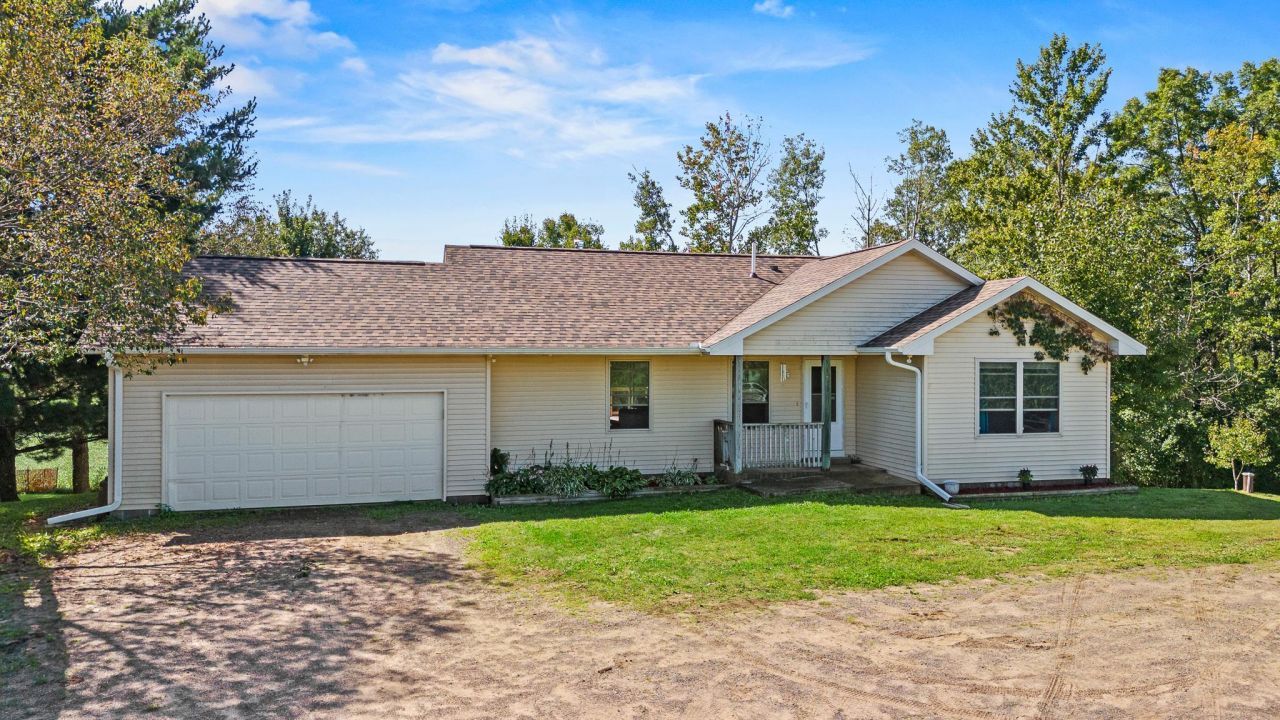 1575 60th Avenue, Amery, WI 54001