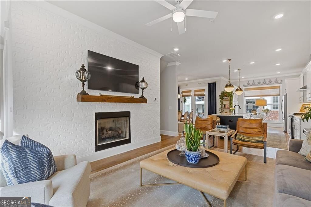 310 Burgess Walk, Alpharetta, GA 30009 Main Photo