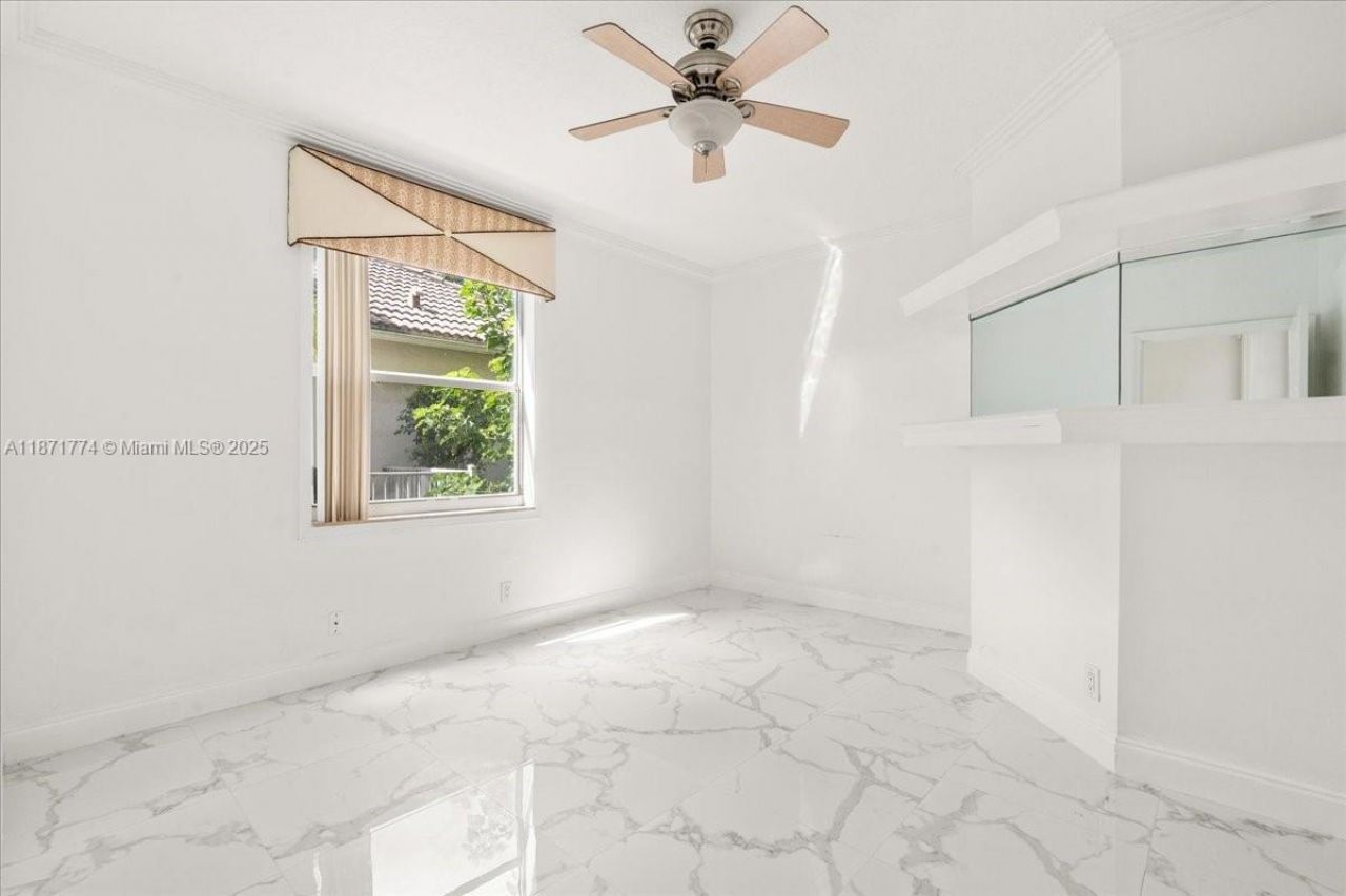 5095 NW 57th Way, Coral Springs, FL 33067 Photo