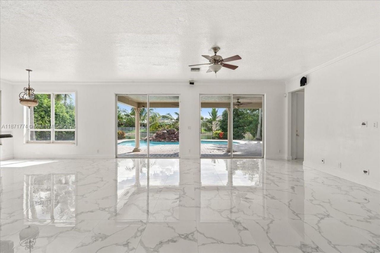 5095 NW 57th Way, Coral Springs, FL 33067 Photo