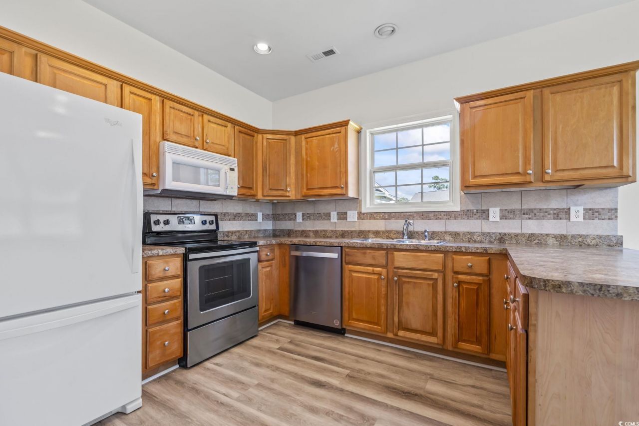 1108 Ella Ct. Photo 9