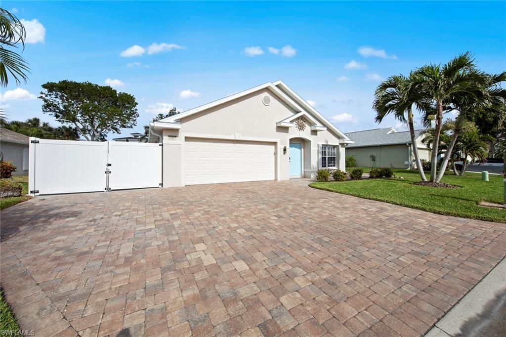 15817 Beachcomber Ave, Fort Myers, FL 33908 Photo