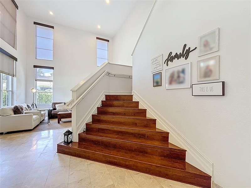 1673 Victoria Pointe Circle, Weston, FL 33327 Photo