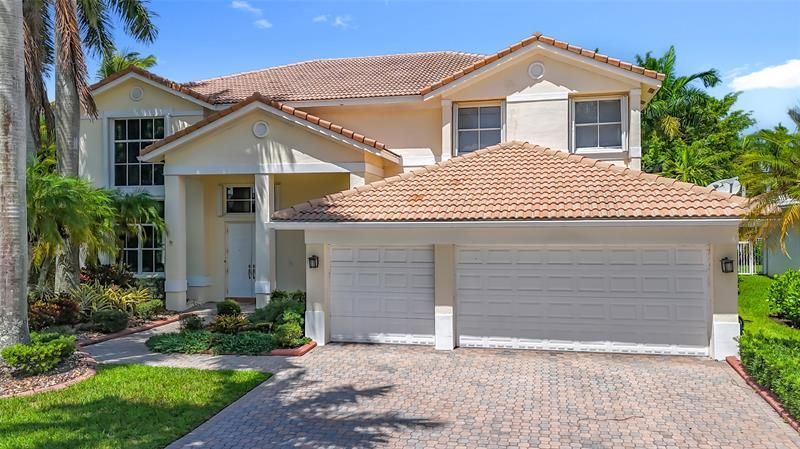 1673 Victoria Pointe Circle, Weston, FL 33327 Photo